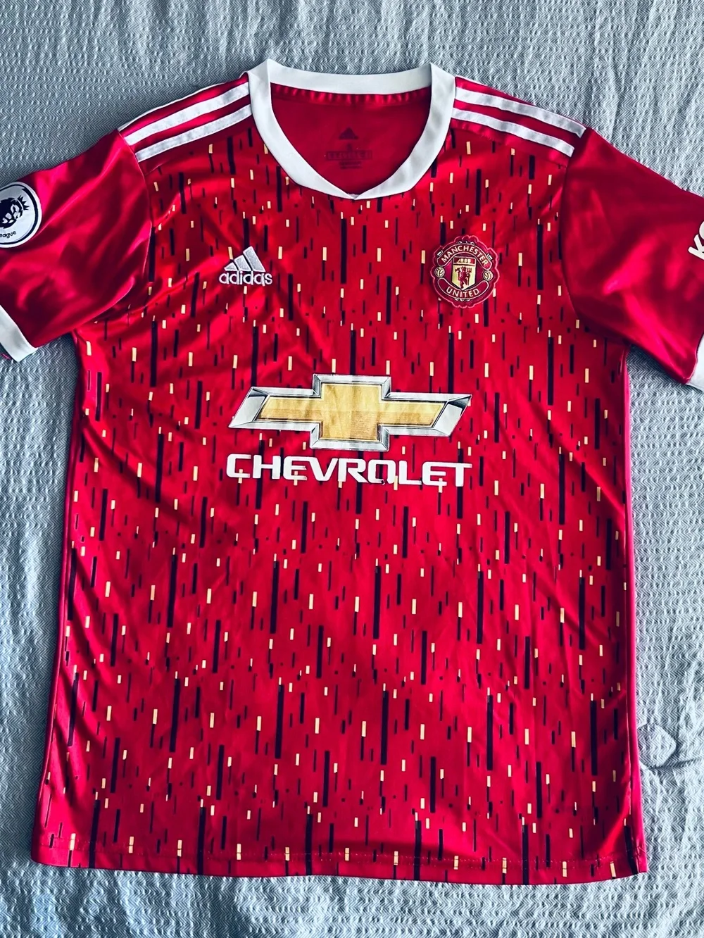 adidas bold red